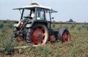 Fotografie: Informationstechnik, Sensortechnik, Radarsensor, Feldtest, Geräteträger