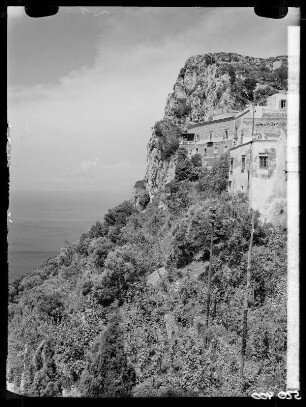 Capri: an der Bergbahnstation