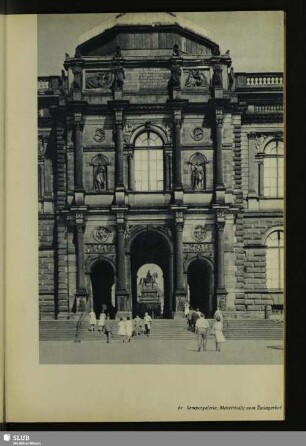 61 Sempergalerie, Mittelrisalit vom Zwingerhof