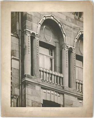 Billing, Hermann; Karlsruhe, Stephanienstr. 94-96; Haus Billing und Helmle, Torbau - Fensterfassade (Detail)