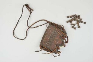 Ledertasche mit Munition