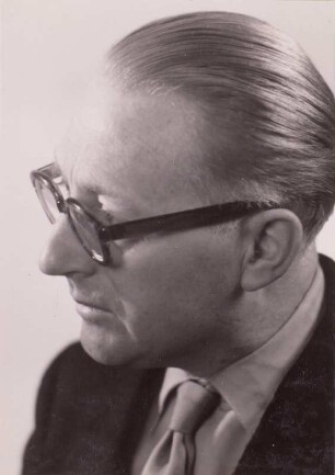 Porträt Theun de Vries : Porträt Theun de Vries (1907-2005; holländischer Schriftsteller, Politiker). Fotografie 1956. Dresden: Deutsche Fotothek