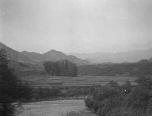 Tama-Hügelland in der japanischen Kantō-Ebene : Flußterrassen im oberen Tamagawa-Tal