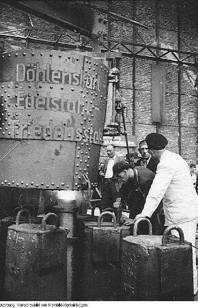 Freital-Döhlen. Edelstahlwerk Döhlen, 1. August 1951