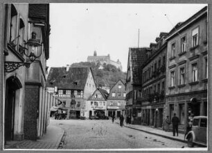 Hoch überm Markt in Kulmbach thront die Veste Plassenburg