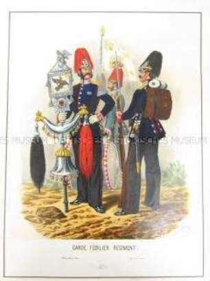 Uniformdarstellung, Hoboist mit Schellenbaum, Tambour und Gemeiner des Garde-Füsilier-Regiments, Preußen, 1864. Tafel 60 aus: Schindler: Militair-Album.