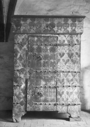 Gotischer Schrank