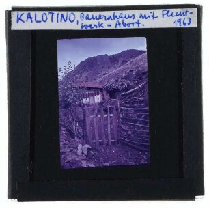 Kalotina, Dorf : Außenansicht