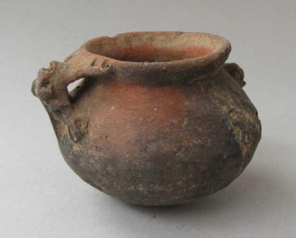 Clay vessel