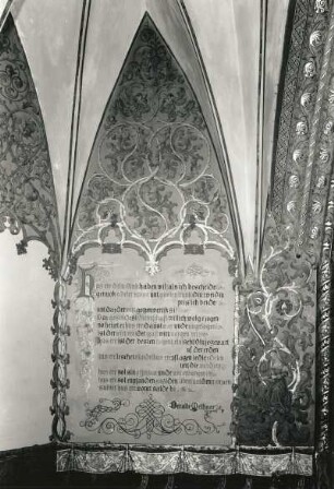 Haendel, Ernst. Dekorative Wandmalerei mit Schriftfeld. Wachsfarbe. Um 1875/1880. Meißen: Albrechtsburg, Großer Bankettsaal
