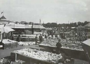 Leipzig, Kleinmesse : Leipzig. Kleinmesse, im Vordergrund der Topfmarkt mit Steingut- und Tonwaren