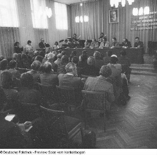 Hochschule für Musik, Carl Maria von Weber, Besuch Egon Krenz
