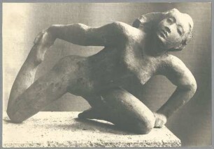 Kriechende, 1922, Gips, farbig gefasst