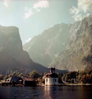 Wallfahrtskapelle St. Bartholomä am Königssee in den Berchtesgadener Alpen