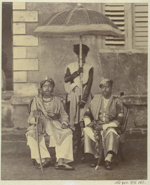 Portrait de deux hommes distingués