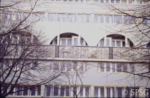 Berlin, Spandauer Damm, von Johann Gottfried Schadow geschaffenes Münzfries.