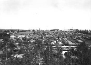 Freiberg. Stadtteilansicht. Blick über eine Kleingartenanlage gegen Reiche Zeche der Himmelfahrt Fundgrube