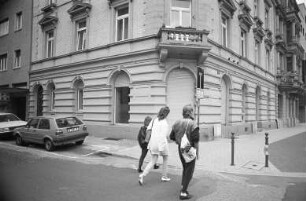 Italienisches Konsulat in der Adlerstraße 45. Neueröffnung