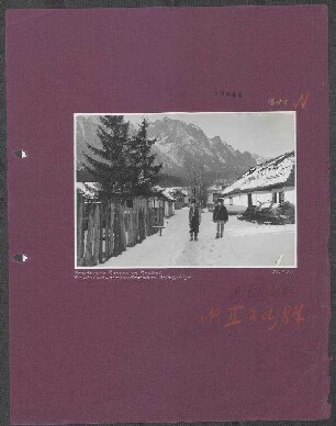 Wiederherstellung und laufender Unterhalt der Bahnstrecke Predeal (Kronstadt) - Ploesti auf rumänischer Seite: Rumänische Bauern in Busteni, rumänisch-siebenbürgisches Grenzgebirge