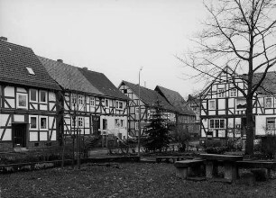 Anger; Waldkappel, Kirchplatz (Bilsteinstraße)