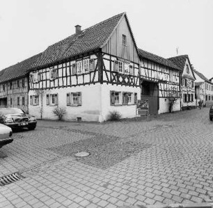 Rosbach vor der Höhe, Hauptstraße 6