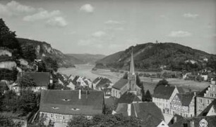 Johanneskirche : Stadtmitte mit Burg, Johanneskirche und Markt. Blick elbaufwärts gegen Rathen, Waitzdorfer Höhe und Rauenstein