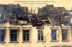 Zerstörtes Haus während des Generalstreiks