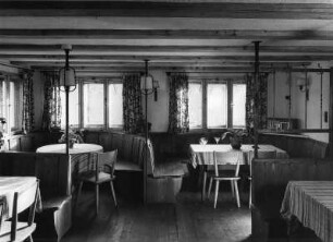 Bühl (Baden). Gasthaus Wegle. Gastraum