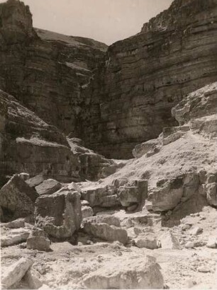 Jordanien. (Kidrontal Wadi en-Nar). Einsiedlerhöhlen