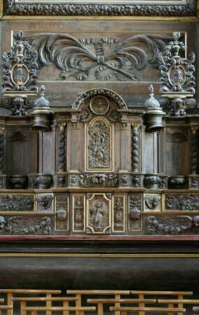 Frankreich. Bretagne. Finistere. Saint Pol de Leon. Chapelle du Kreisker. Seitenaltar 17 Jahrhundert. Detail