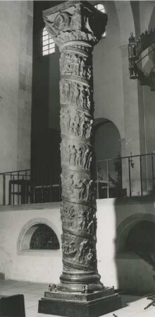 Bernwardsäule, Dom zu Hildesheim