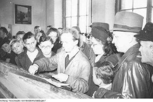 Dresden. Ratsdruckerei Dresden, April 1950