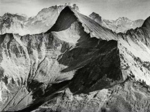 Blick auf das Damülser Horn und die Rote Wand