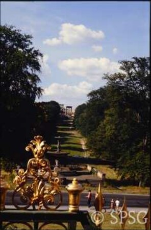 Potsdam, Park Sanssouci, Blick über die Viehtränke zum Ruinenberg.