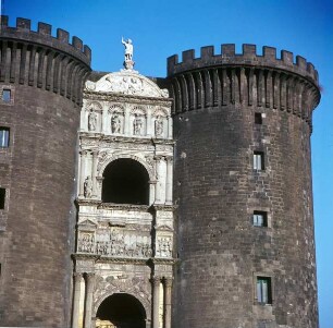 Castel Nuovo — Triumphbogen Alfons' V. von Aragon