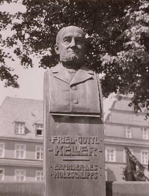 Hainichen, Denkmal f. Erfinder des Holzschliffs
