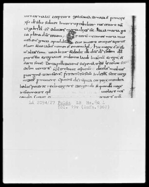 Isidor, Alkuin, Rhabanus Maurus und andere — Initiale E (t), Folio 19verso