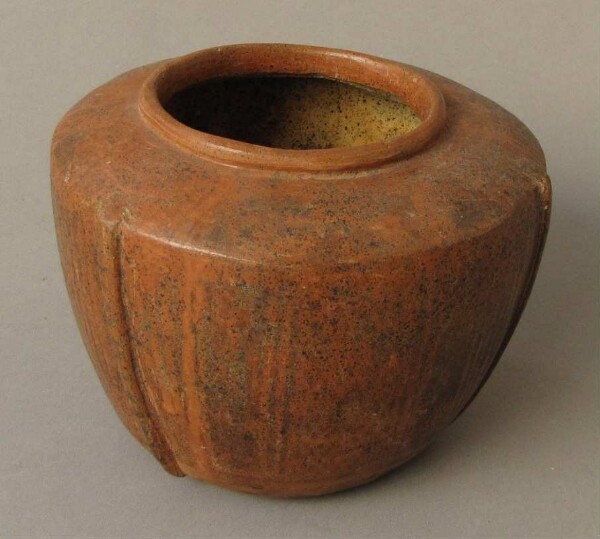 Clay vessel