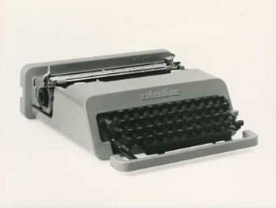 Olivetti Kleinschreibmaschine "Valentine" von Ettore Sottsass