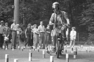 Mofa-Trainingskurs für Jugendliche in der Jugendverkehrsschule am Engländerplatz