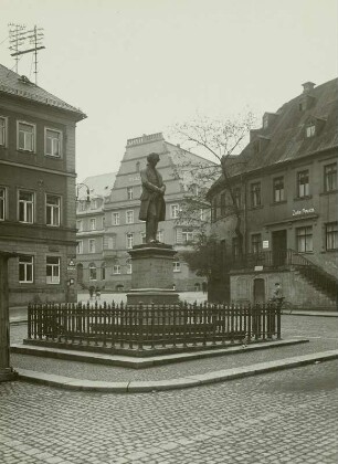 Hainichen, Denkmal : Hainichen. Christian Fürchtegott Gellert (1715-1769)