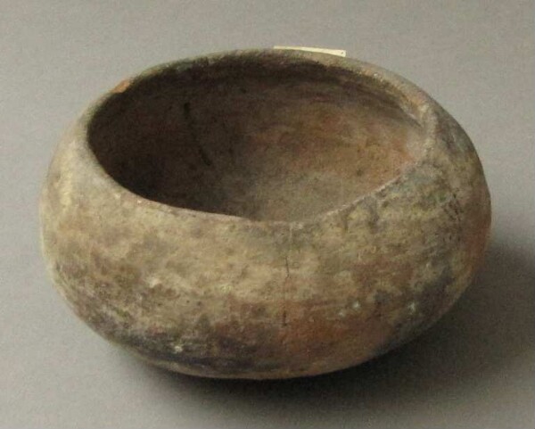 Clay vessel