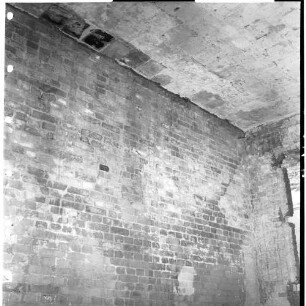 Negativ: Ruine, Badensche Straße 50/51, 1951