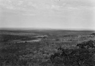 Landschaft des Paranal : Blick von einem Tafelberg auf die Landschaft am südlichen Ende des Pantanal, nahe der Stadt Nioaque.