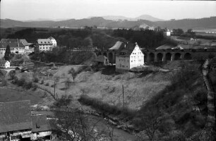Rottweil: Blick ins Neckartal mit Viadukt