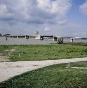 Emsbrücke Leer, Jann-Berghaus-Brücke