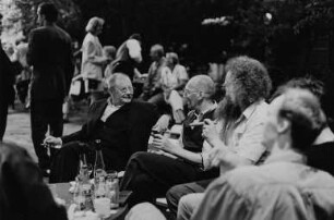 Der Schriftsteller Heinz Czechowski bei der 6. Sommernacht der Lyrik in der "literaturWERKstatt" (Kulturbrauerei)