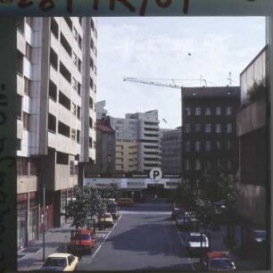 Diapositiv: Reichenberger Straße, Dresdener Str. 128-130, 1982