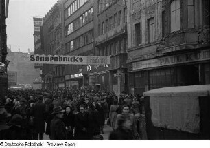 Messebetrieb in der Petersstraße