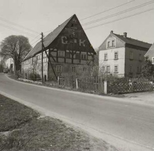 Arnsdorf-Kleinwolmsdorf, Bauernhof Nr. 4 (1823, E. 19. Jh.)